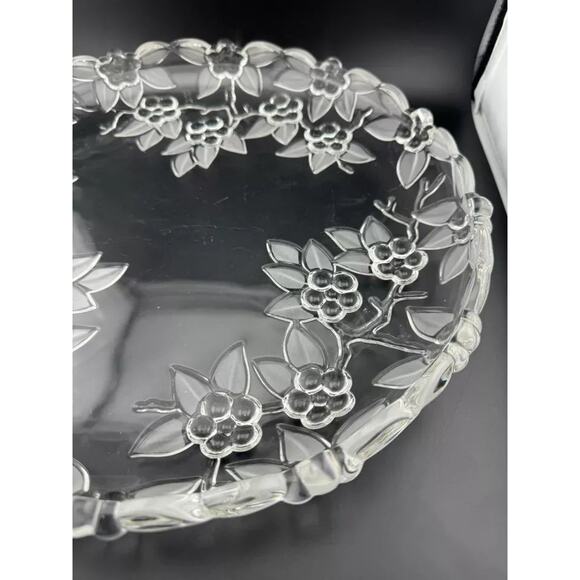 Walther Glass Clear Glass Cherry Blossom, Apple Blossom Serving Plate - Picture 5 of 7